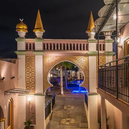 Origens Urban Retreat Adults Only فندق
